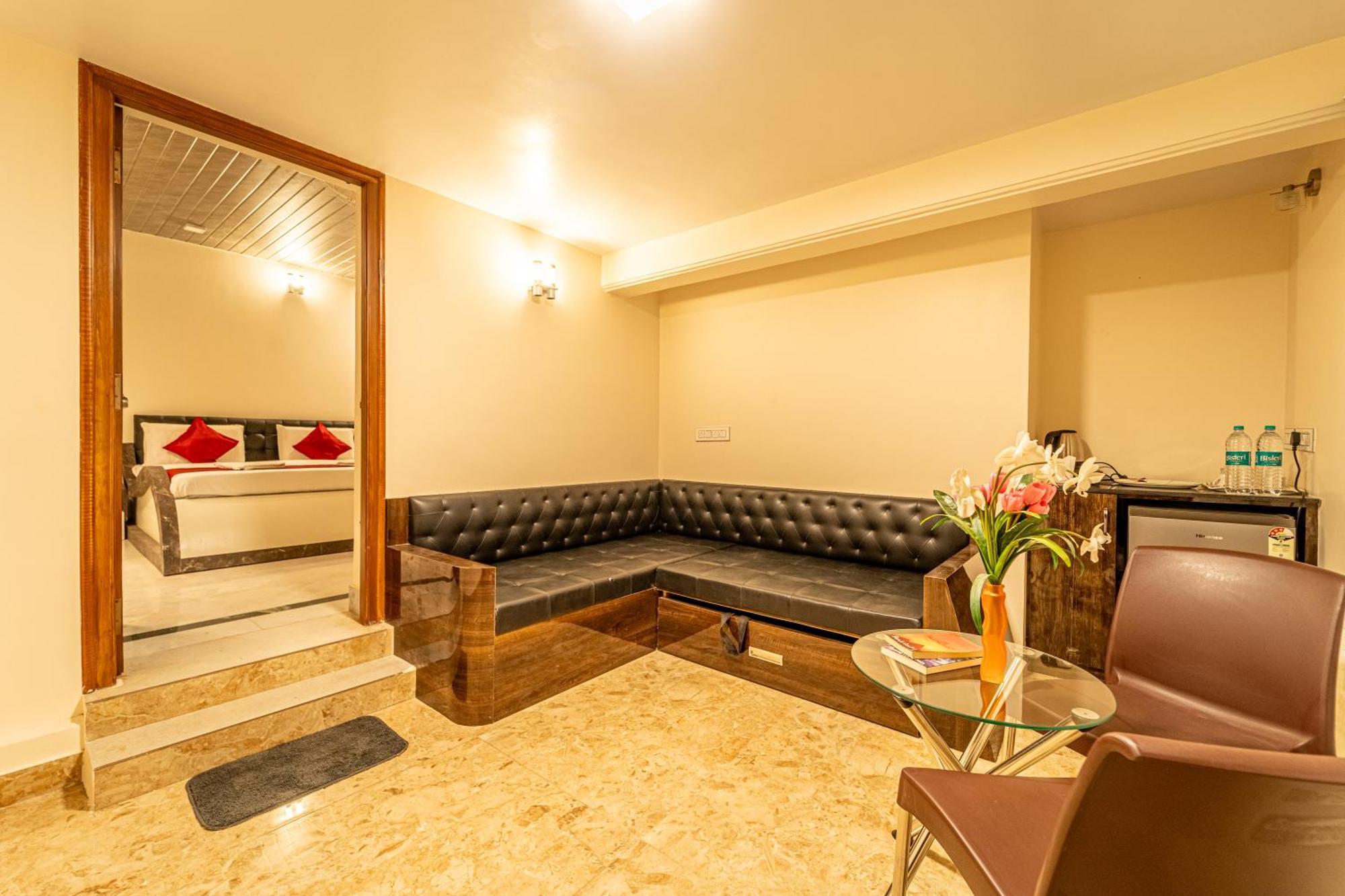Seasons Suites - Hbr Bangalore Room photo